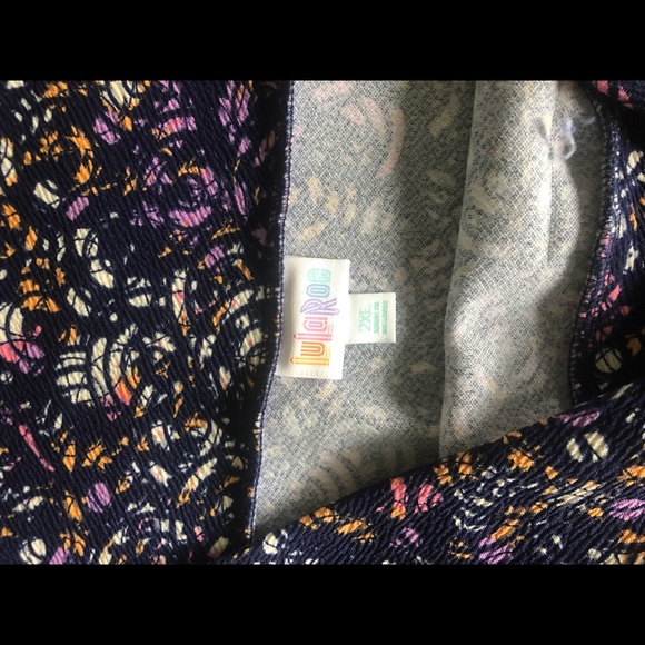 LulaRoe Cassie Pencil Skirt - Picture 2 of 2